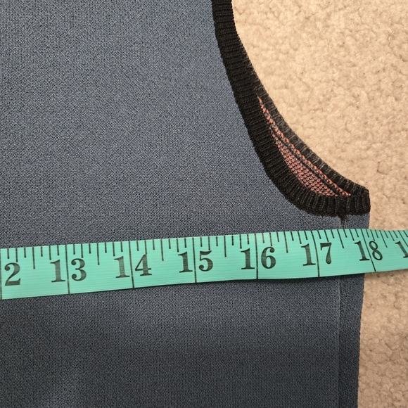 Rachel Roy Blue and Orange Geometric Vest. Size XL - Picture 7 of 8